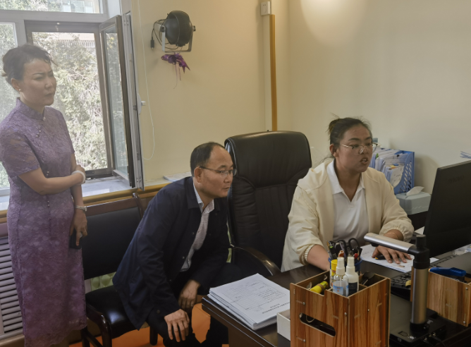 图为政务服务体验现场