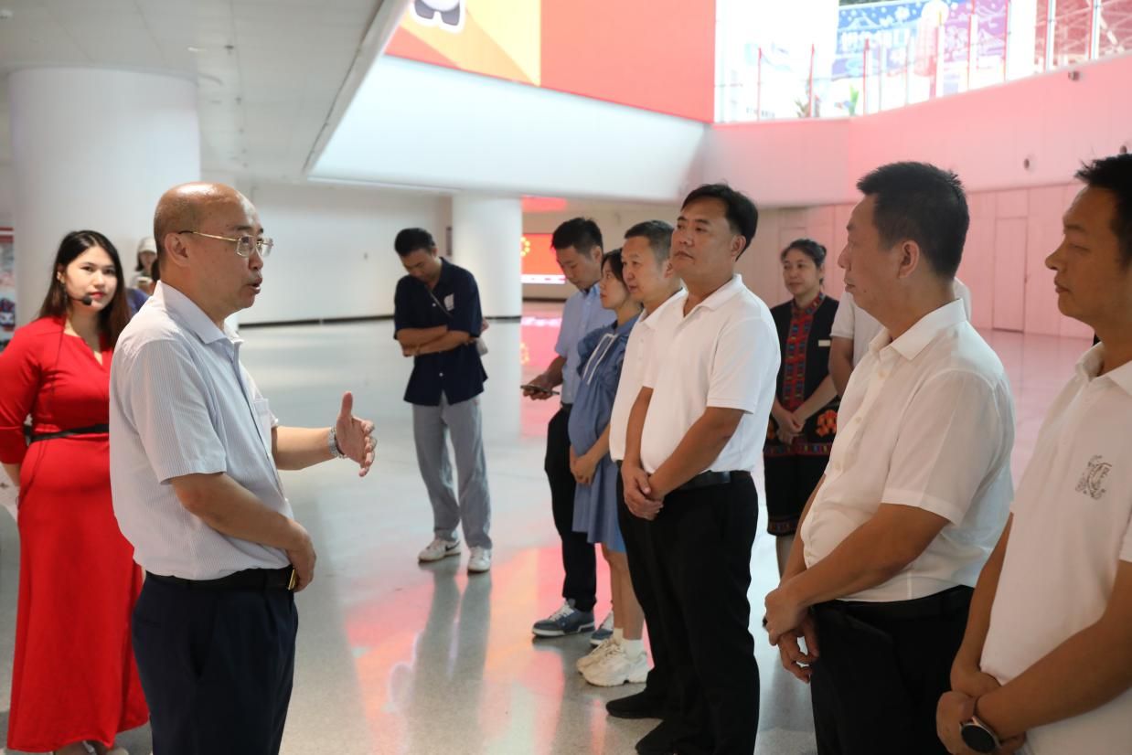 图为活动现场