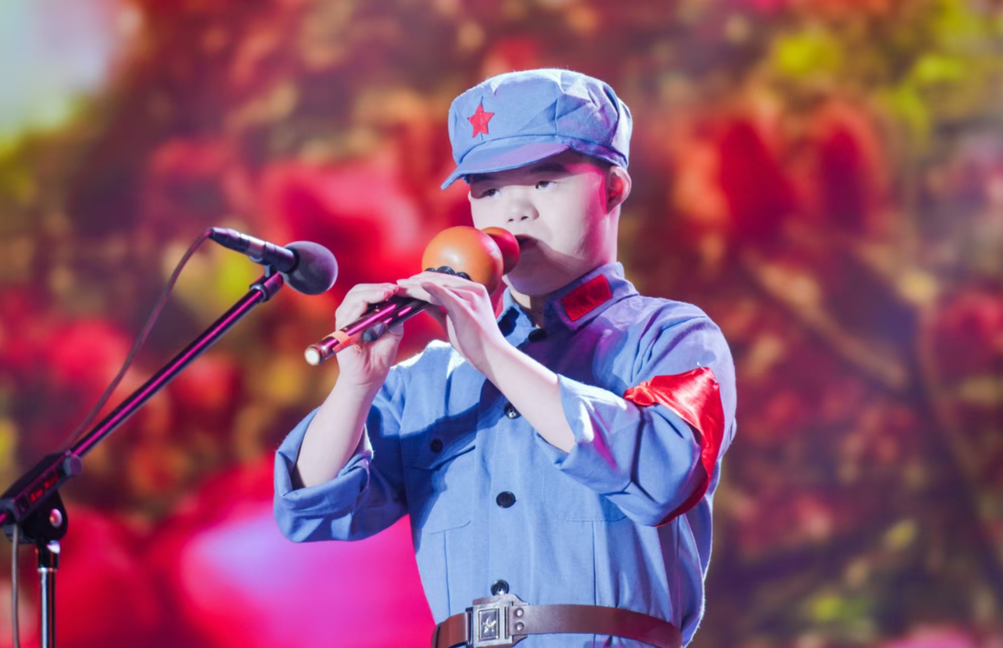 图为艺术汇演现场