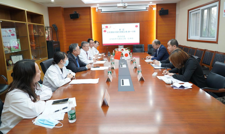 图为会见现场