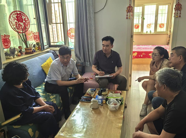 图为活动现场